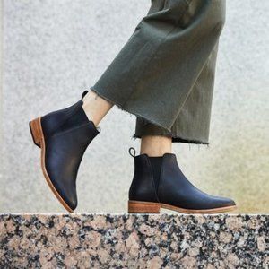 Nisolo Chelsea Boot-Black